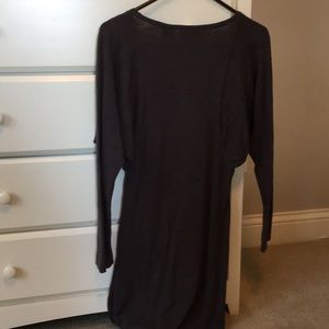 Press - Long sleeve grey dress!